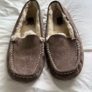 Ugg Houseshoes